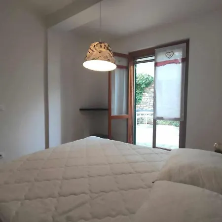 Pansiyon Casa Ulivo Con Piscina
